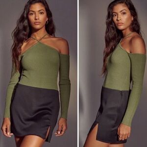 NWT Abercrombie & Fitch Green Ribbed Off the Shoulder Long Sleeve Body Suit